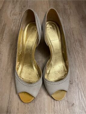 J. Crew Soft Gray Peep-Toe Heels with Gold Insole size 8.5